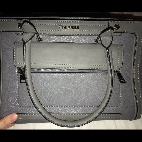 Steve Madden Handbags - Steve Madden Gray Bag